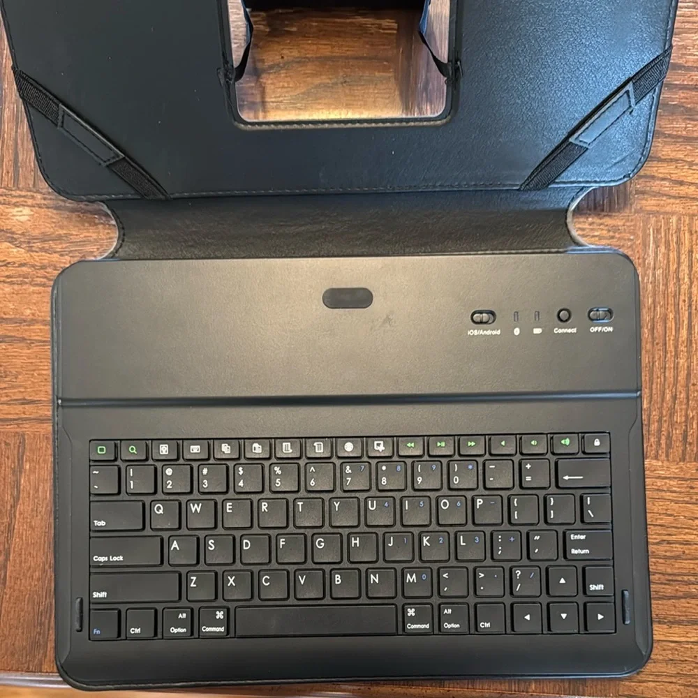 PointMobl Tablet Case & Keyboard
